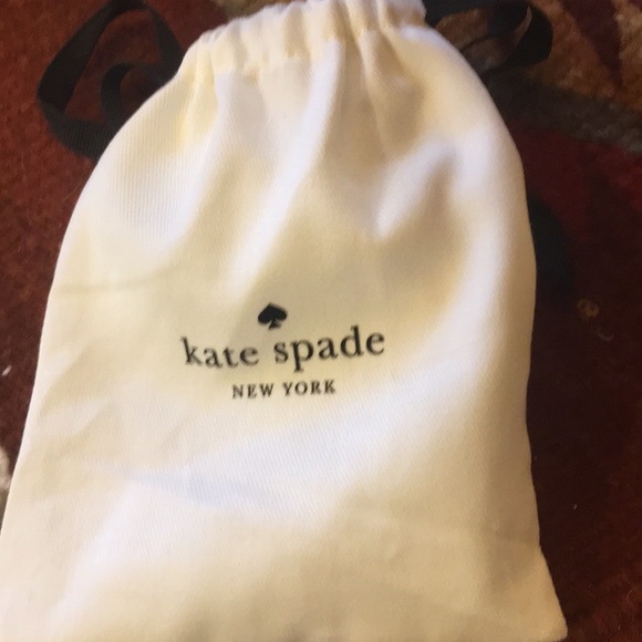 New in box retired Kate spade into the wood owl bag charm - Picture 6 of 6